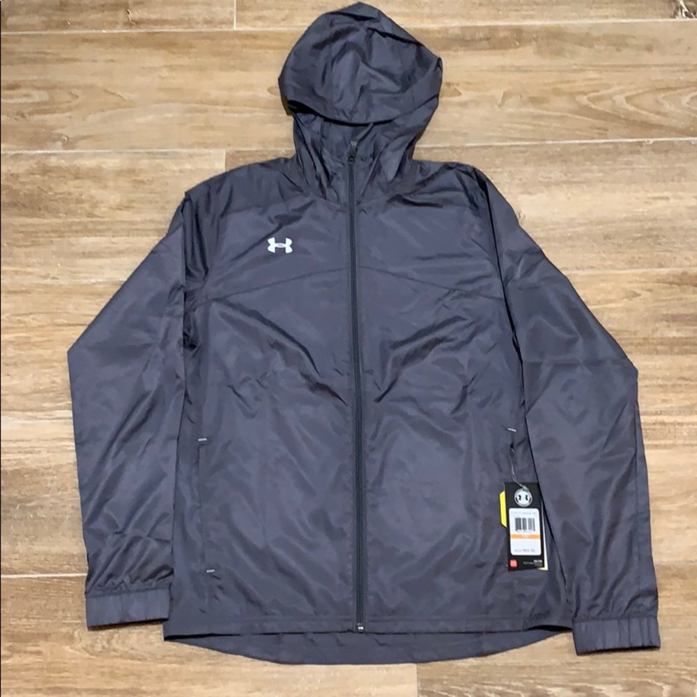 Under Armour Women's Graphite Futbolista Shell